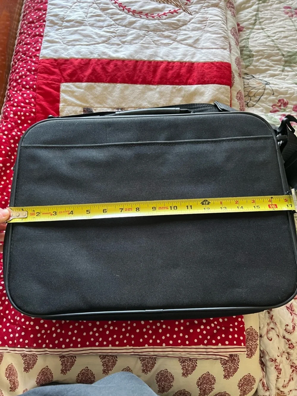Case Logic Black Laptop Messenger Bag with Shoulder Strap